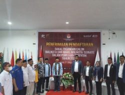 Didukung 6 Parpol, Syahril-Makmur Resmi Daftar di KPU Untuk Pilwako Ternate 2024